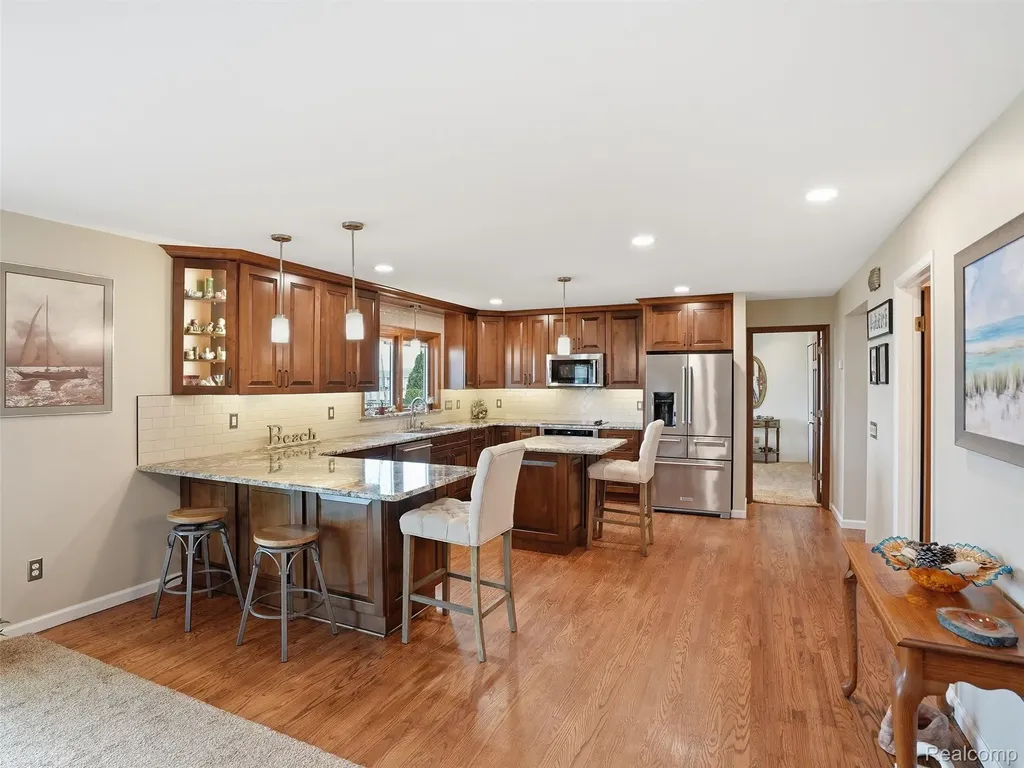 32160 S River Road Harrison Charter Township MI 48045