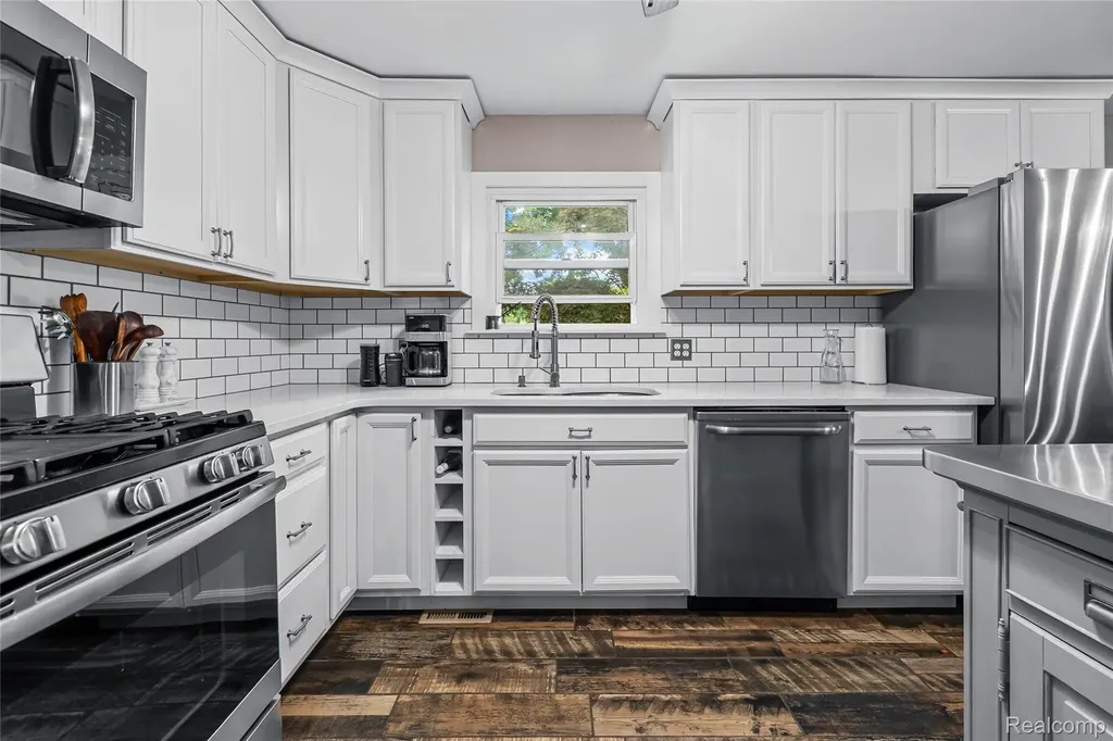 3139 Willet Avenue Rochester Hills City MI 48309