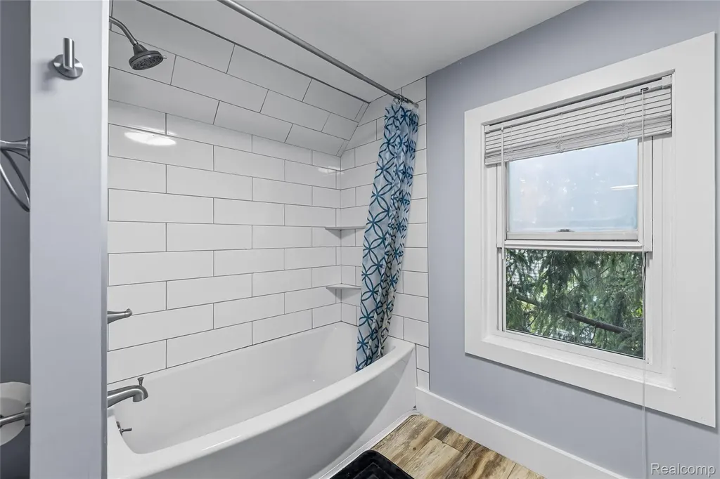 3139 Willet Avenue Rochester Hills City MI 48309