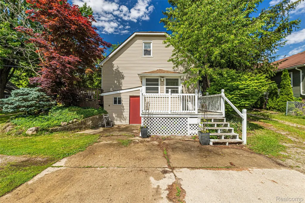 3139 Willet Avenue Rochester Hills City MI 48309