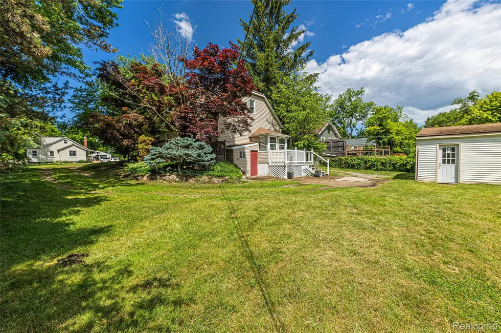 3139 Willet Avenue Rochester Hills City MI 48309
