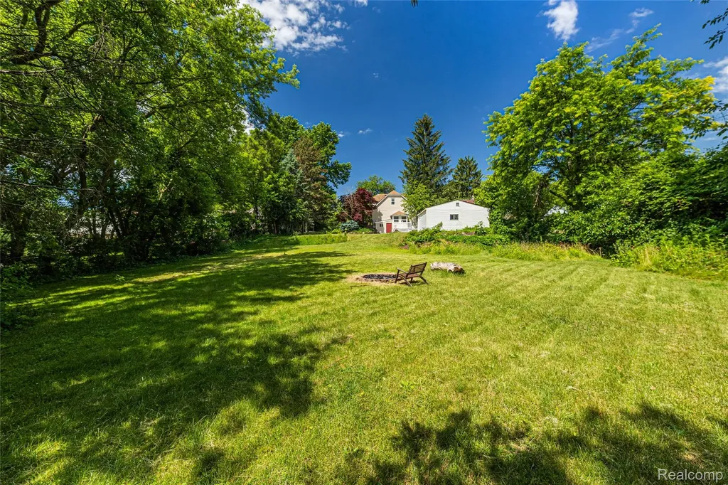 3139 Willet Avenue Rochester Hills City MI 48309