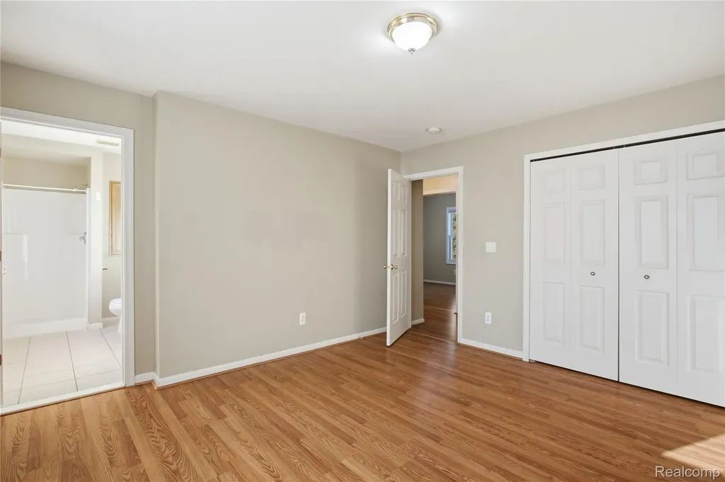 4118 Devon Road Royal Oak City MI 48073