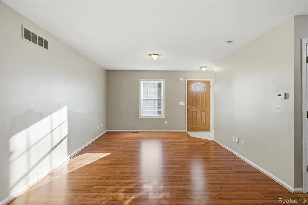 4118 Devon Road Royal Oak City MI 48073