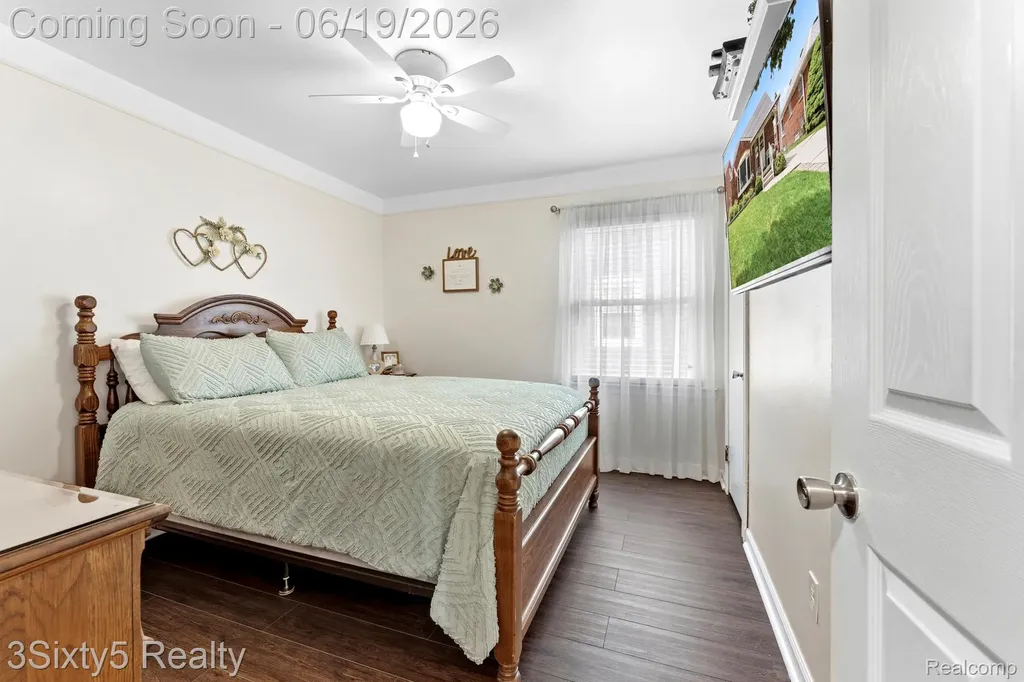 7646 Robinson Avenue Allen Park City MI 48101