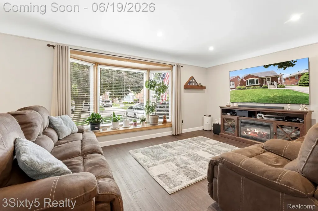 7646 Robinson Avenue Allen Park City MI 48101