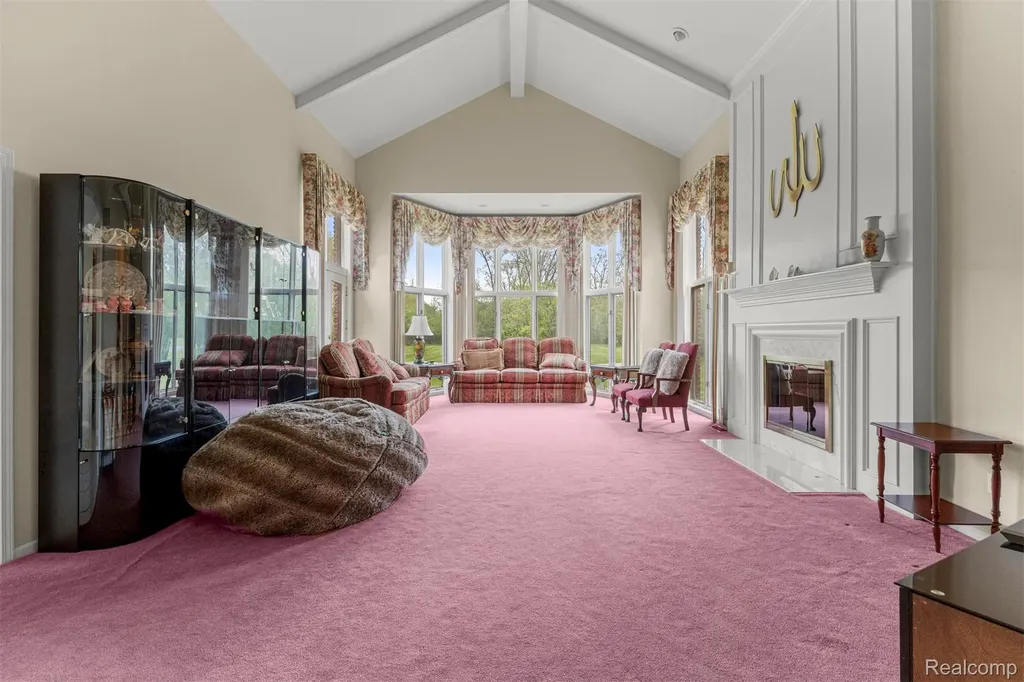30060 Bristol Lane Bingham Farms Village MI 48025