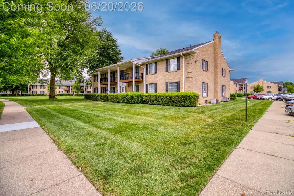 11845 Ina Drive Sterling Heights City MI 48312
