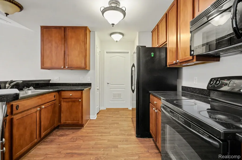 269 Wright Street Wixom City MI 48393