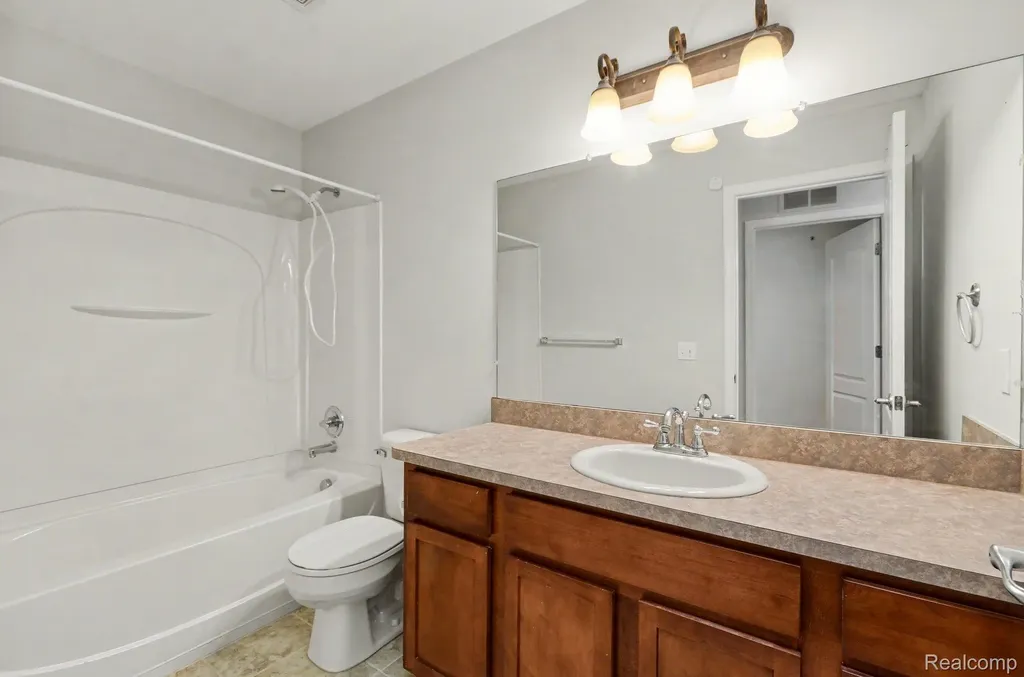 269 Wright Street Wixom City MI 48393
