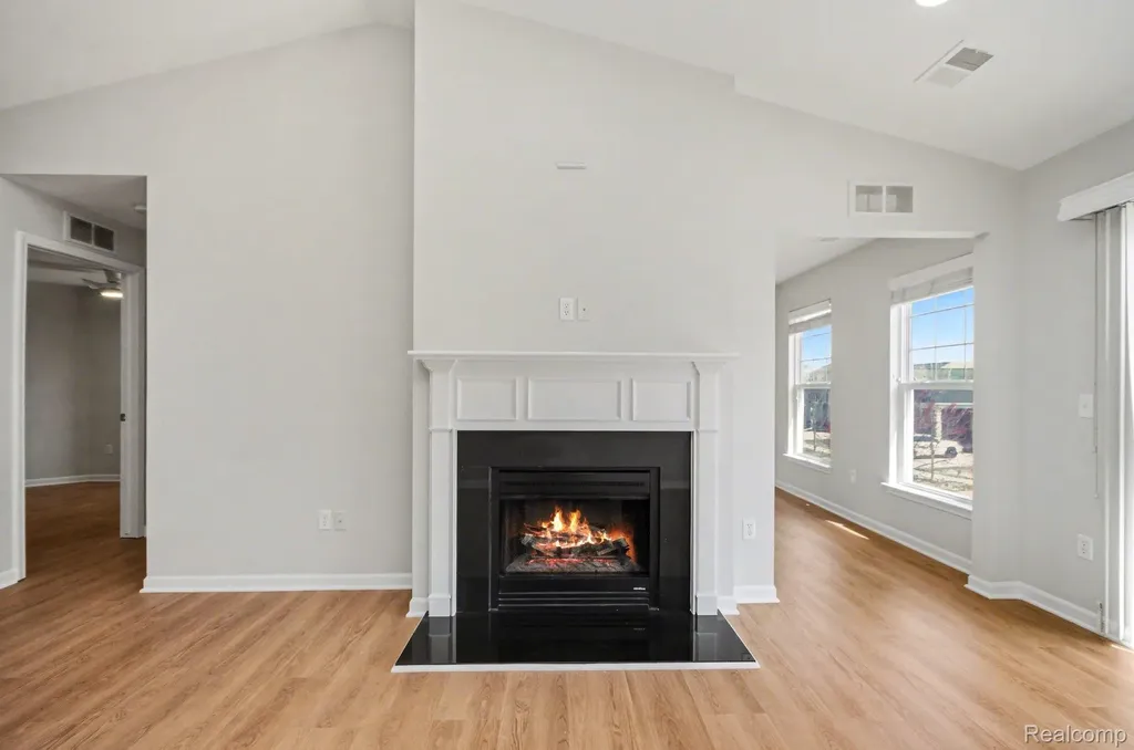 269 Wright Street Wixom City MI 48393