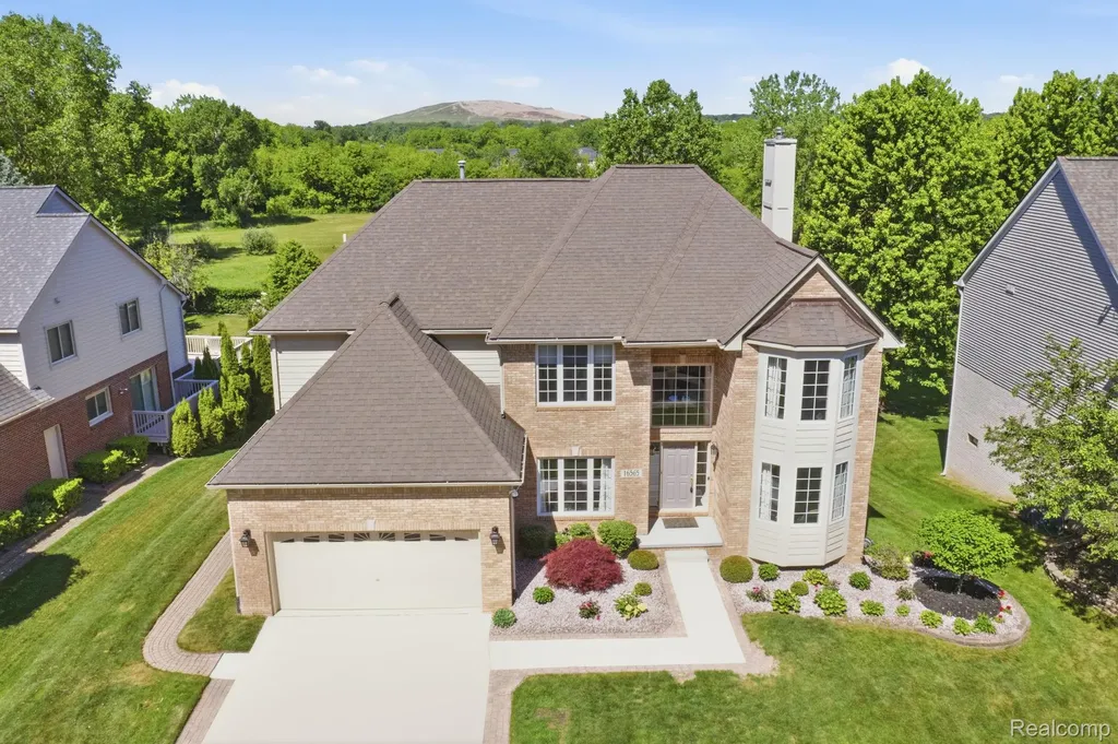 16565 Sherwood Lane Northville Township MI 48168