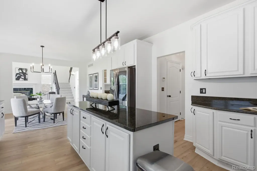 16565 Sherwood Lane Northville Township MI 48168