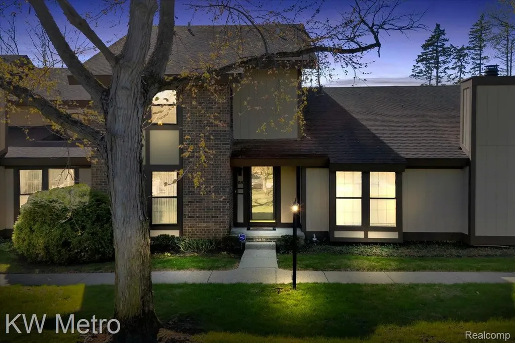 25333 Greenbrooke Drive Southfield City MI 48033