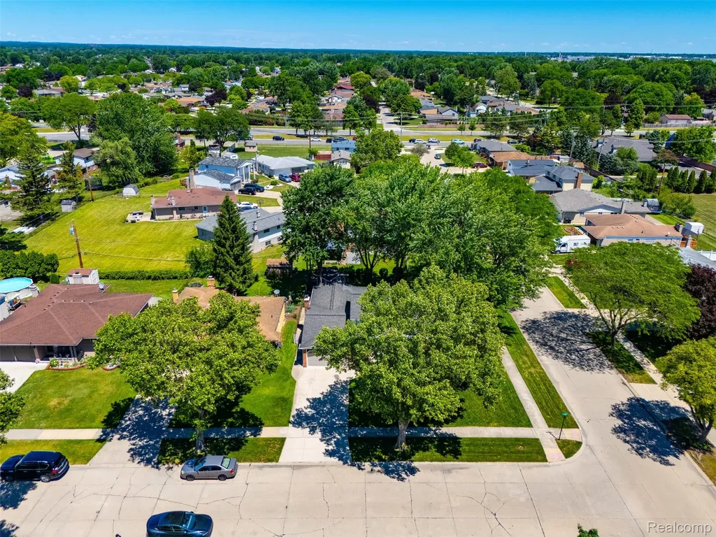 5159 Lewis Drive Sterling Heights City MI 48310