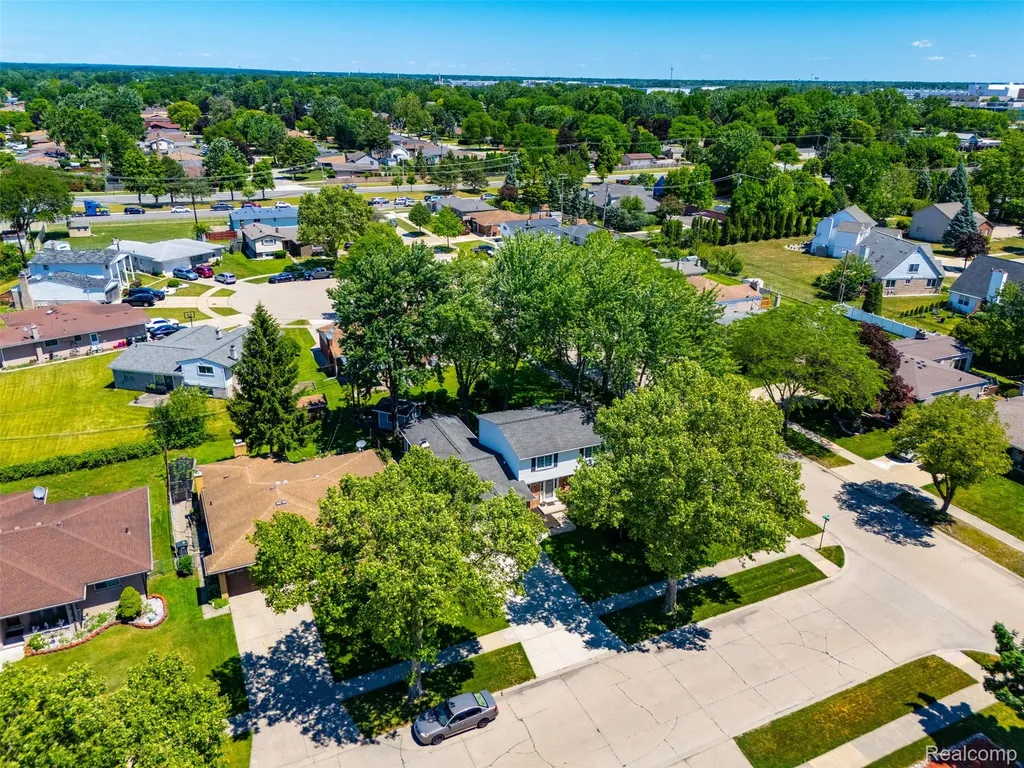5159 Lewis Drive Sterling Heights City MI 48310