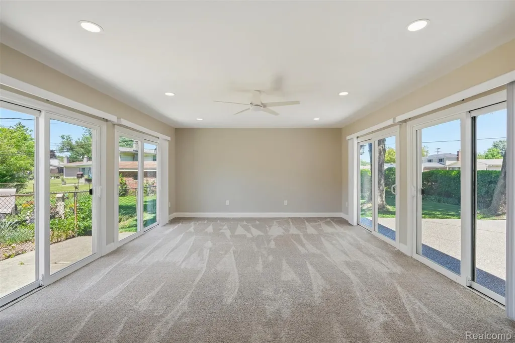 5159 Lewis Drive Sterling Heights City MI 48310