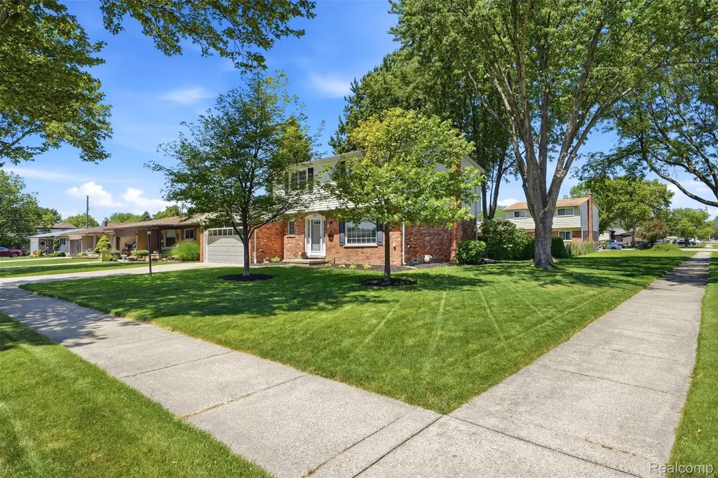 5159 Lewis Drive Sterling Heights City MI 48310