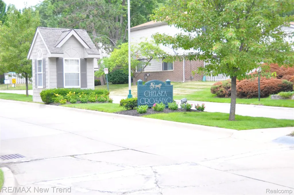 26949 Farmbrook Villa Drive Southfield City MI 48034