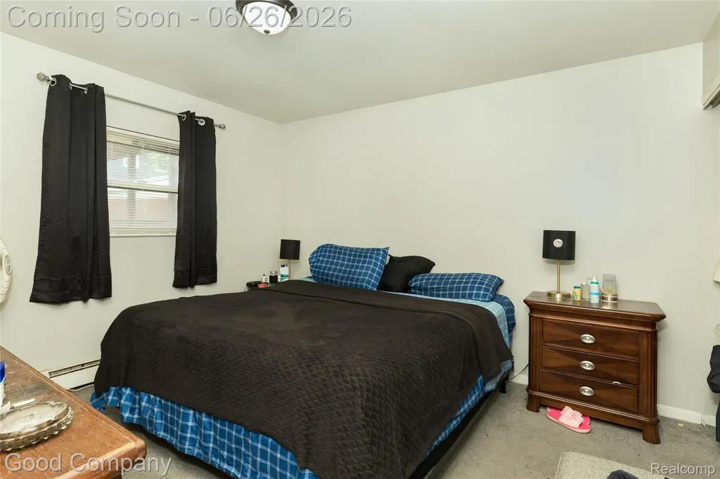 27081 Maywood Street Roseville City MI 48066