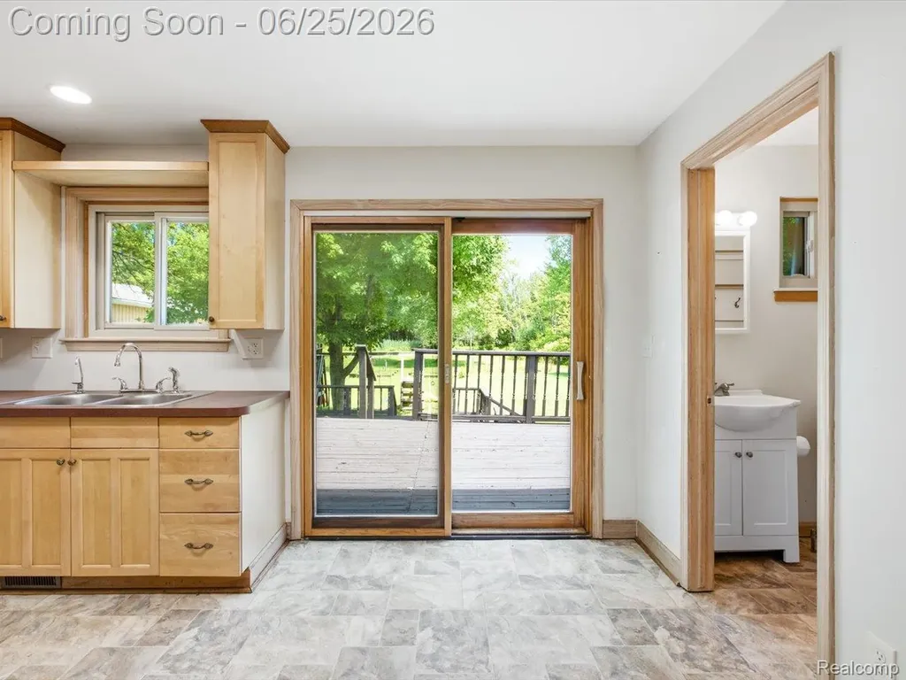 2861 Church Road Columbus Township MI 48063