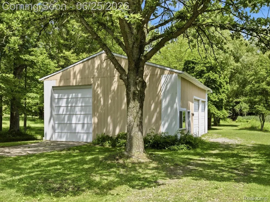 2861 Church Road Columbus Township MI 48063