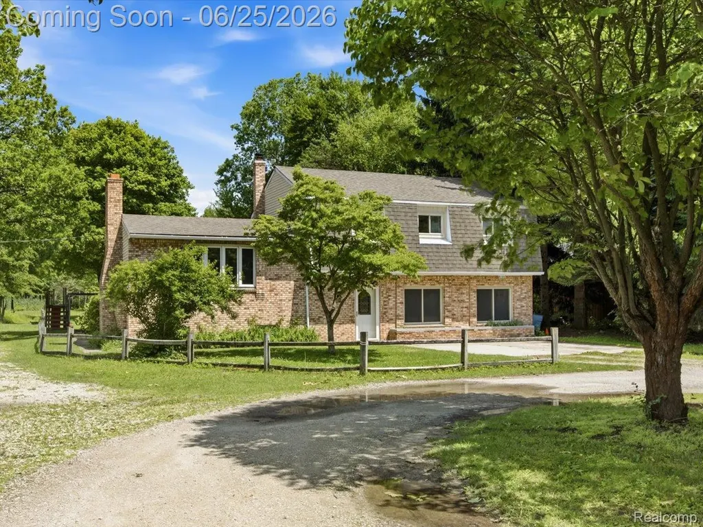 2861 Church Road Columbus Township MI 48063