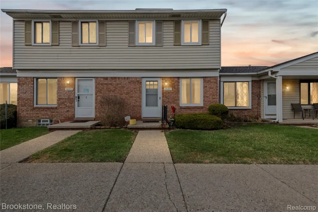 16369 Brittany Drive Roseville City MI 48066