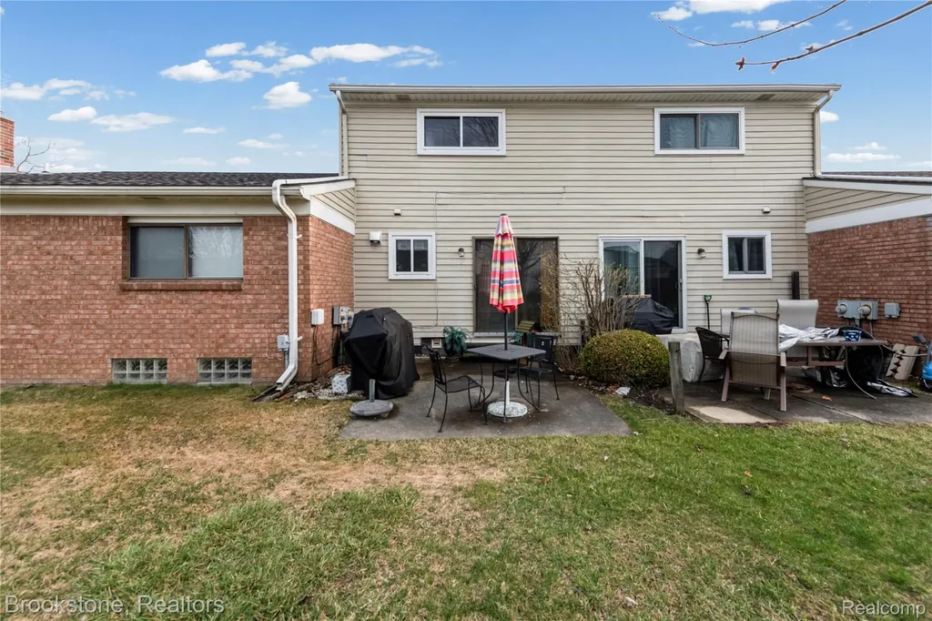 16369 Brittany Drive Roseville City MI 48066