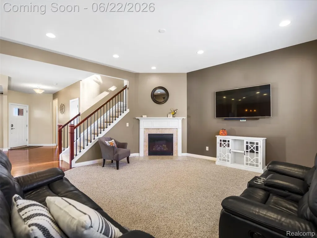 2130 Findley Circle Orion Charter Township MI 48360