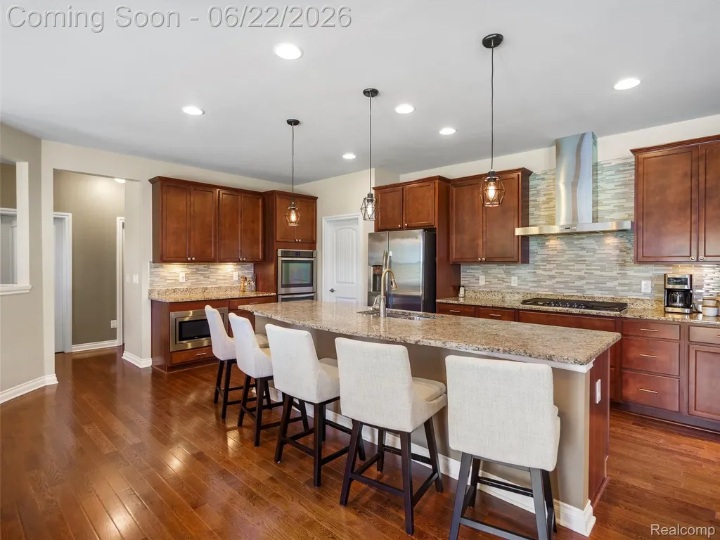 2130 Findley Circle Orion Charter Township MI 48360