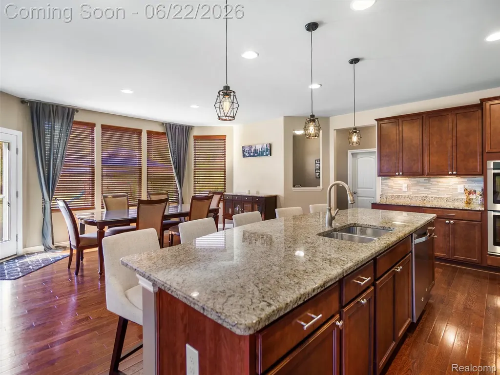 2130 Findley Circle Orion Charter Township MI 48360