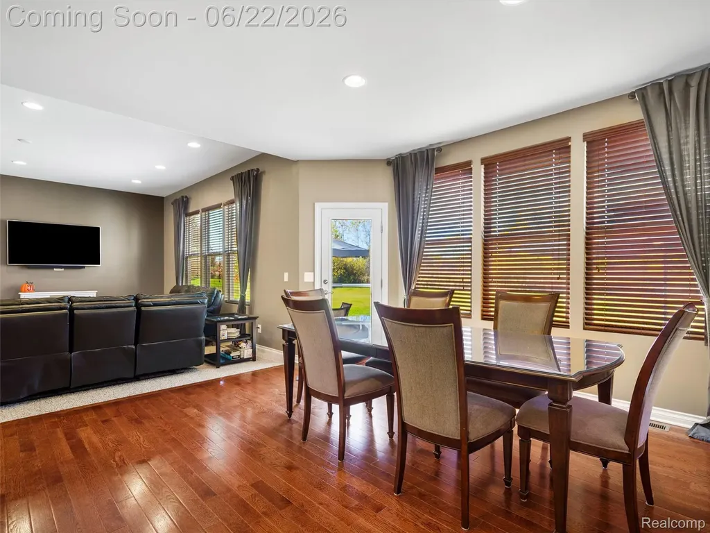 2130 Findley Circle Orion Charter Township MI 48360