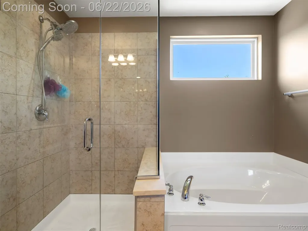 2130 Findley Circle Orion Charter Township MI 48360