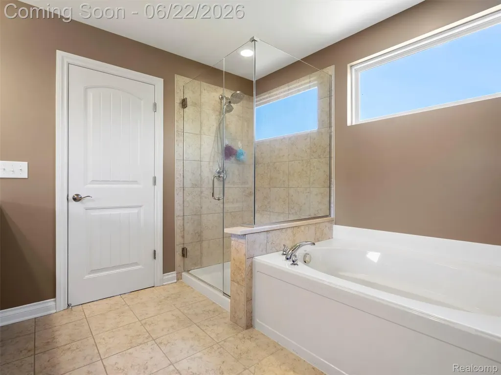 2130 Findley Circle Orion Charter Township MI 48360
