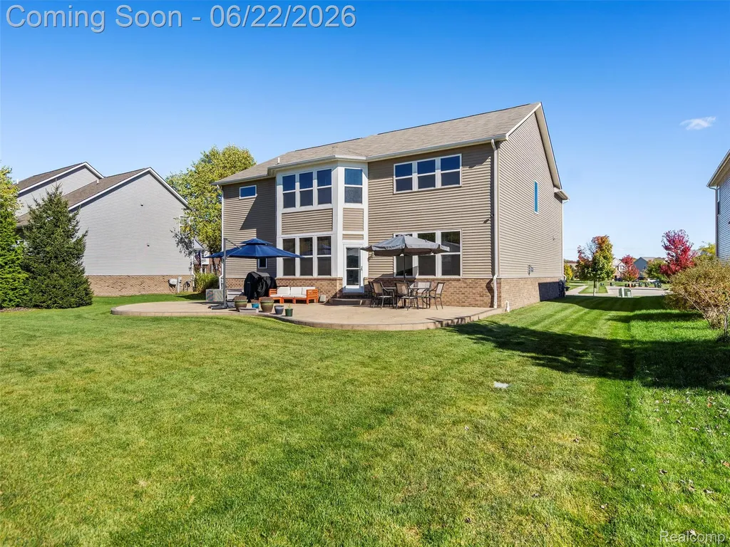 2130 Findley Circle Orion Charter Township MI 48360