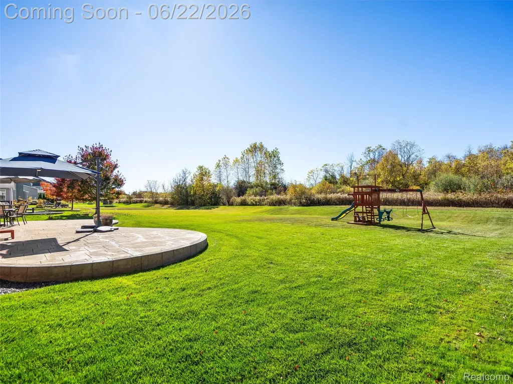 2130 Findley Circle Orion Charter Township MI 48360