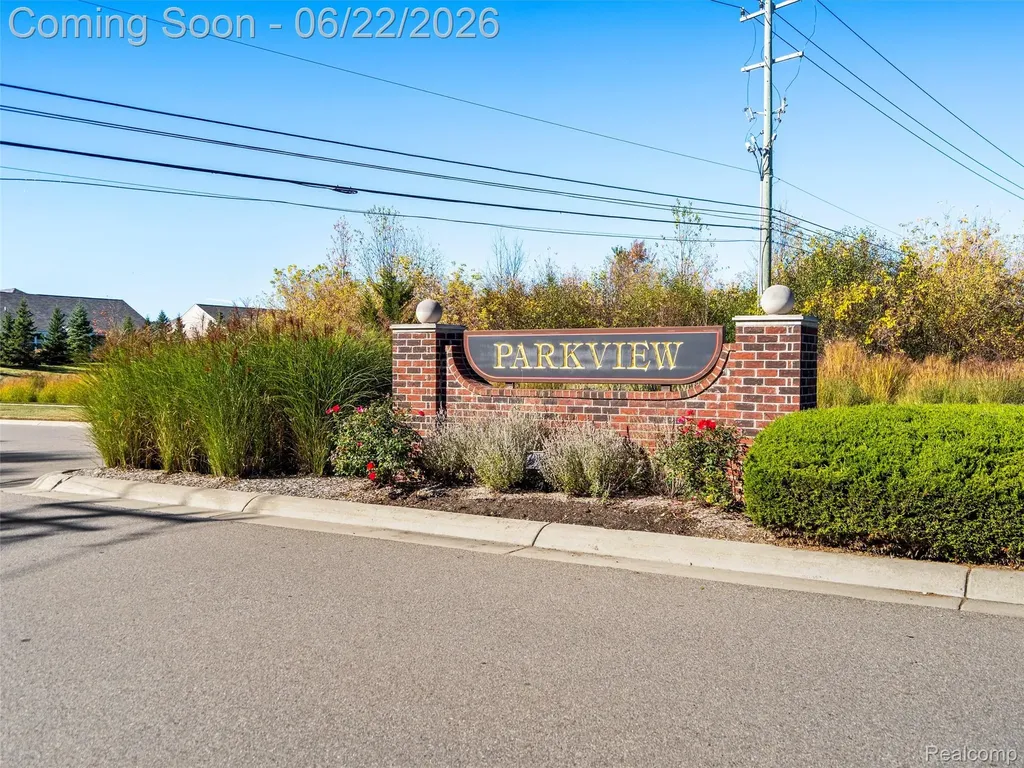 2130 Findley Circle Orion Charter Township MI 48360
