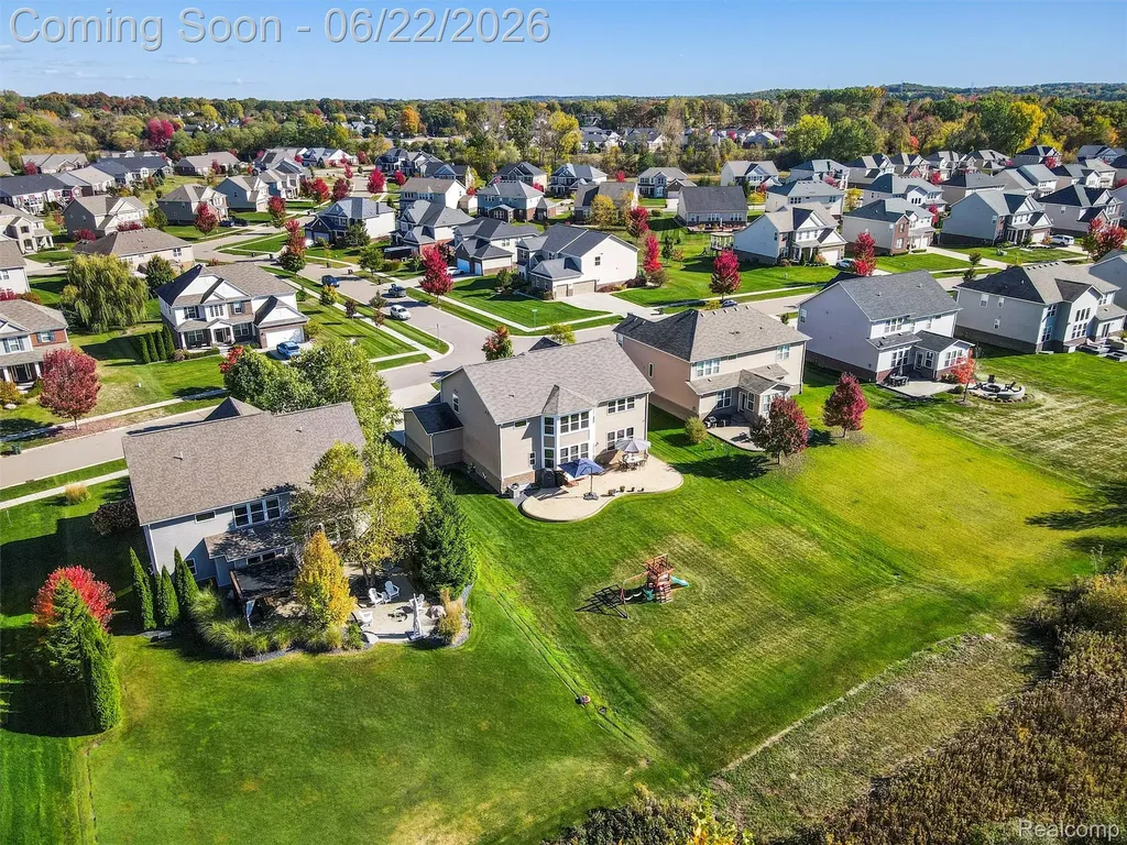 2130 Findley Circle Orion Charter Township MI 48360