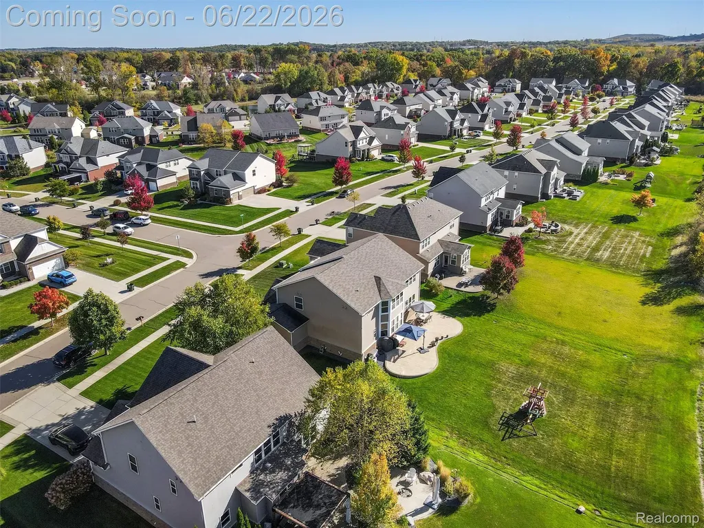 2130 Findley Circle Orion Charter Township MI 48360