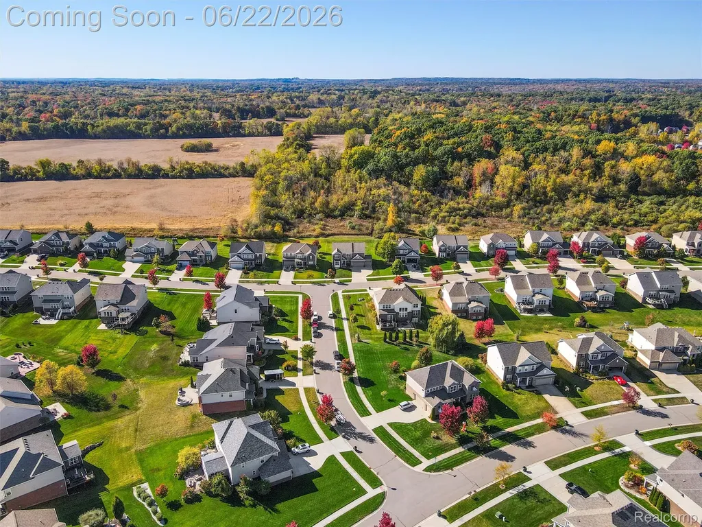 2130 Findley Circle Orion Charter Township MI 48360