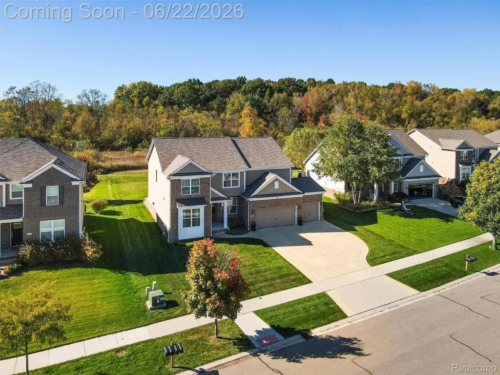 2130 Findley Circle Orion Charter Township MI 48360