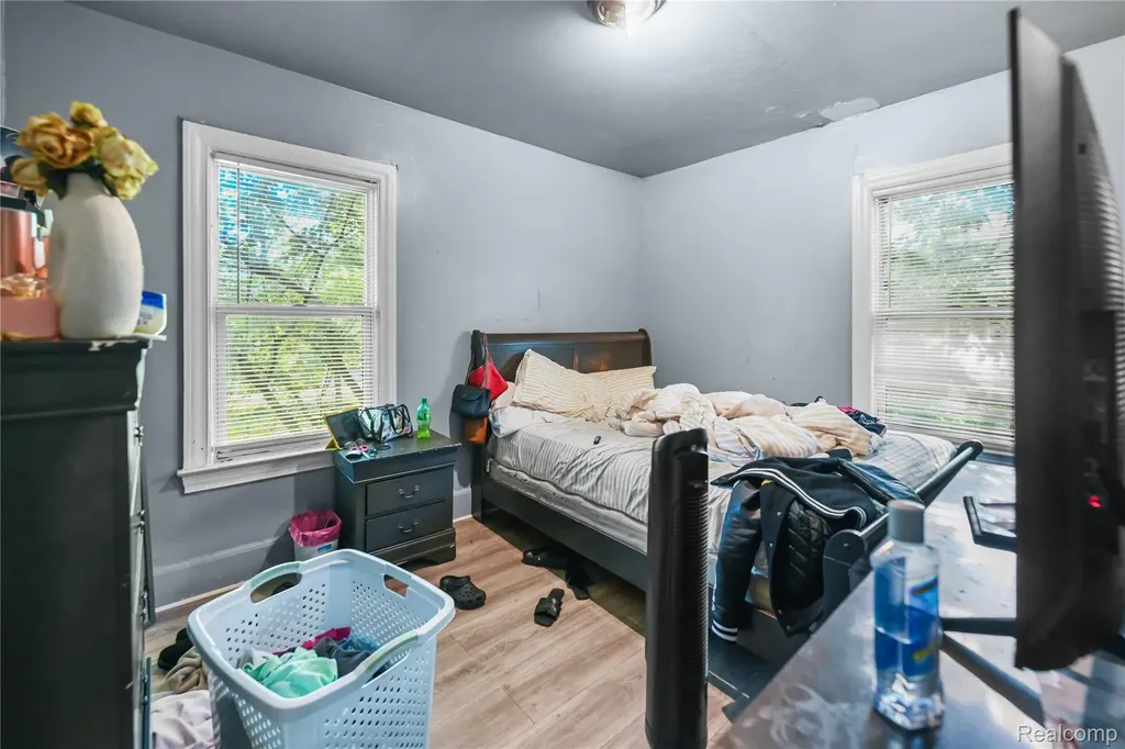 10046 Cheyenne Street Detroit City MI 48227