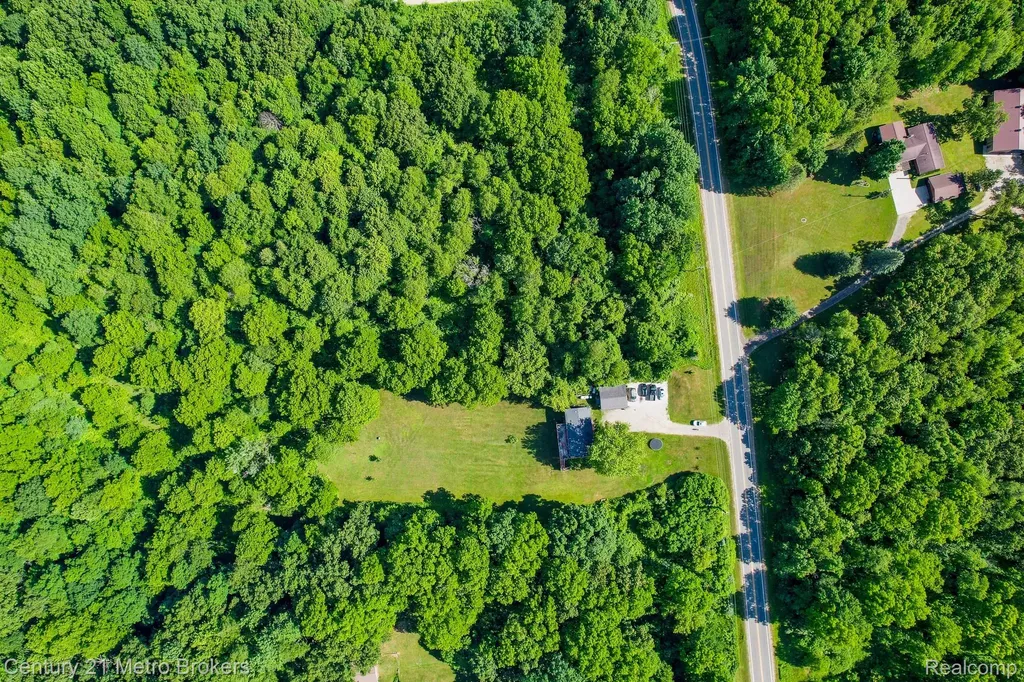 6100 Otis Lake Road Hope Township MI 49046