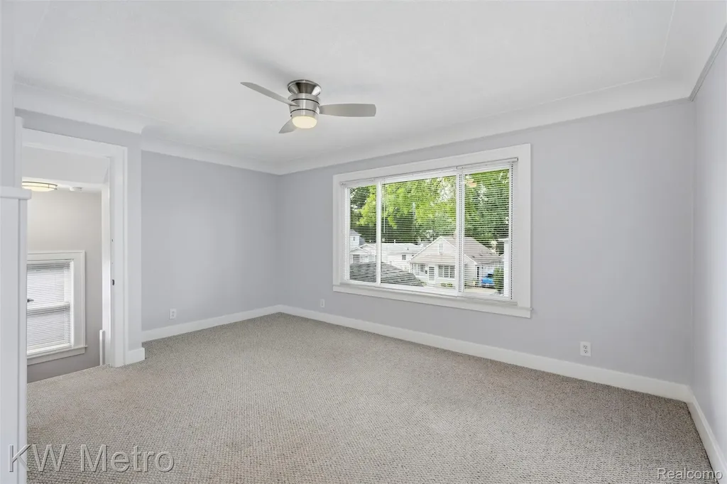634 E Lewiston Avenue Ferndale City MI 48220