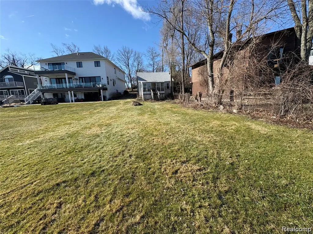 6912 Colony Drive West Bloomfield Charter Township MI 48323