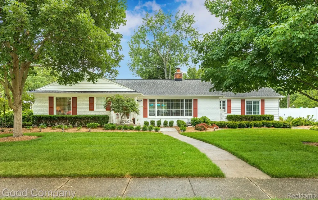 32291 Verona Circle Beverly Hills Village MI 48025