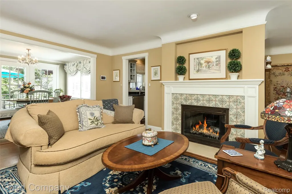 32291 Verona Circle Beverly Hills Village MI 48025