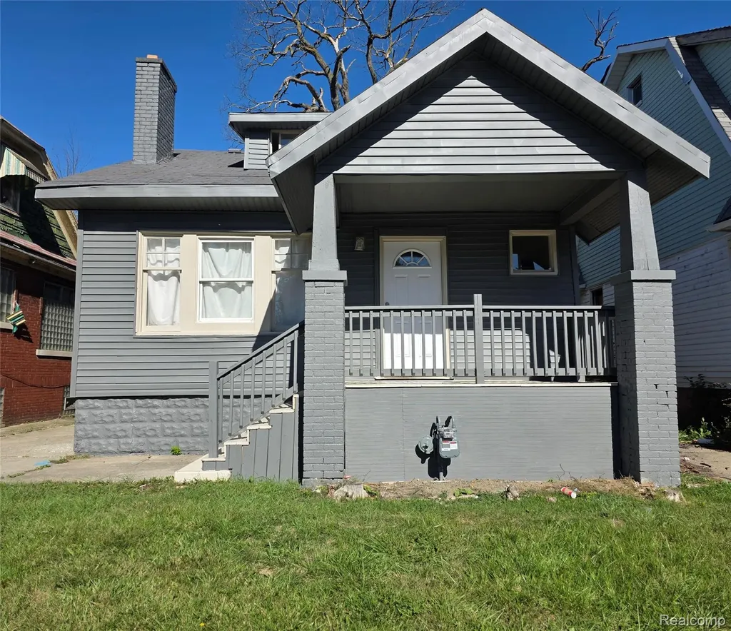 2530 Fullerton Street Detroit City MI 48238