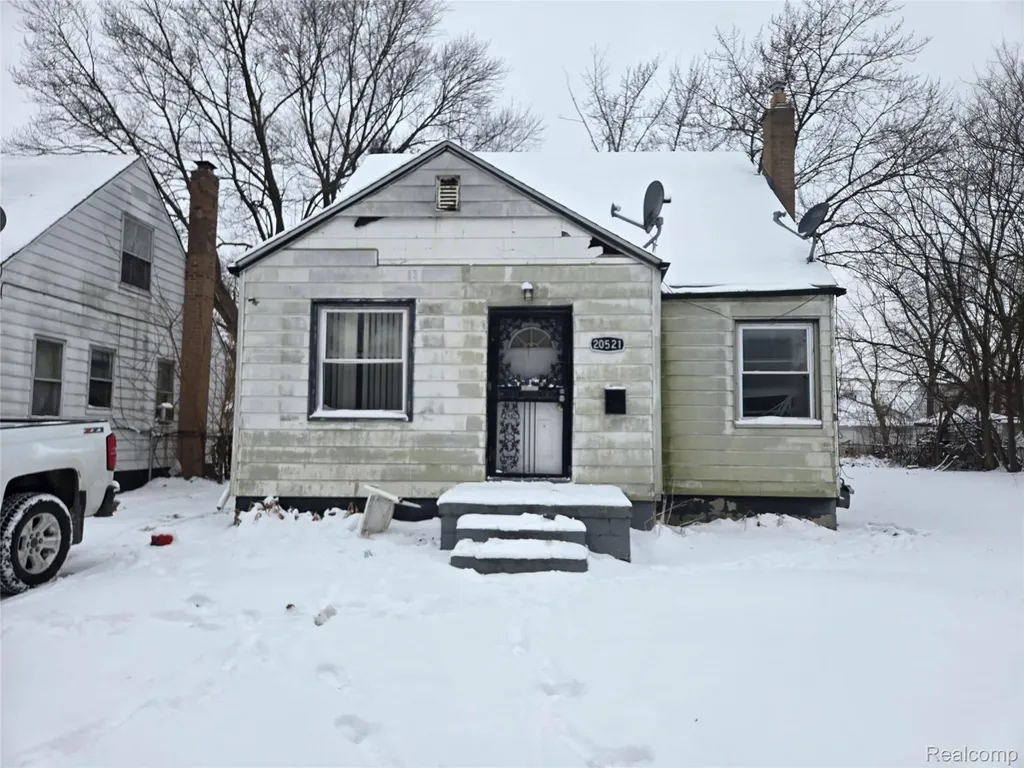 20521 Strasburg Street Detroit City MI 48205